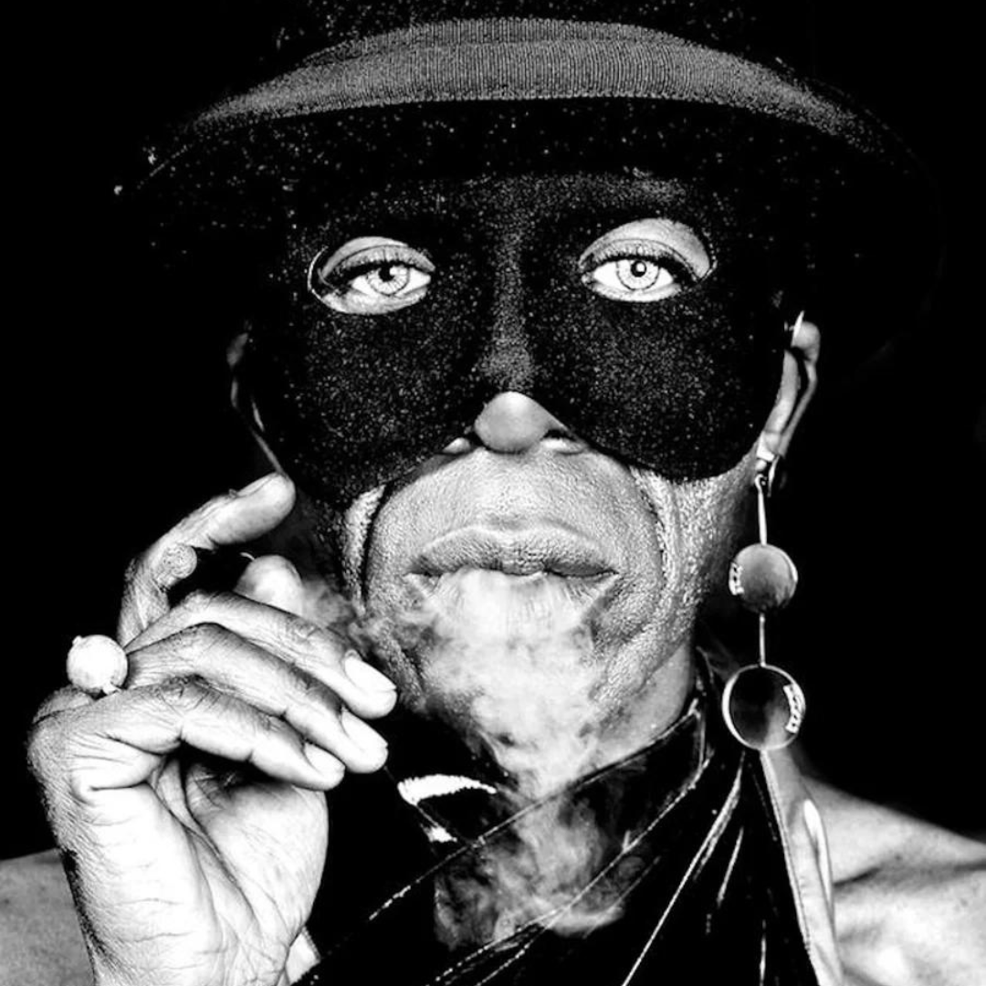 Les Origines de XO Havana : De la Smarty Q Black à la Cigarette Électronique de Luxe Moderne